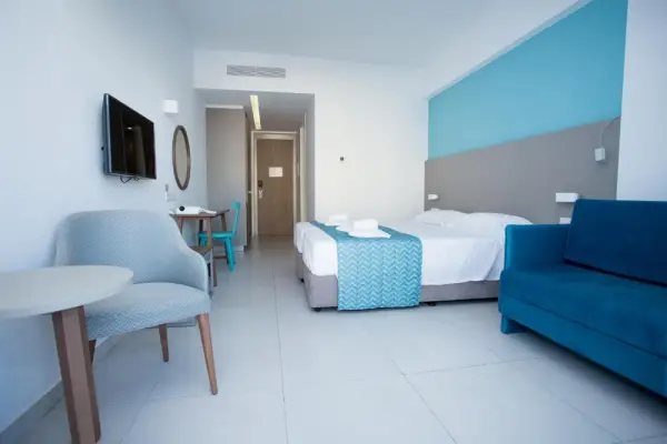 Mandali Hotel Main image